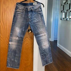 Men’s Diesel Viker Distressed Jean